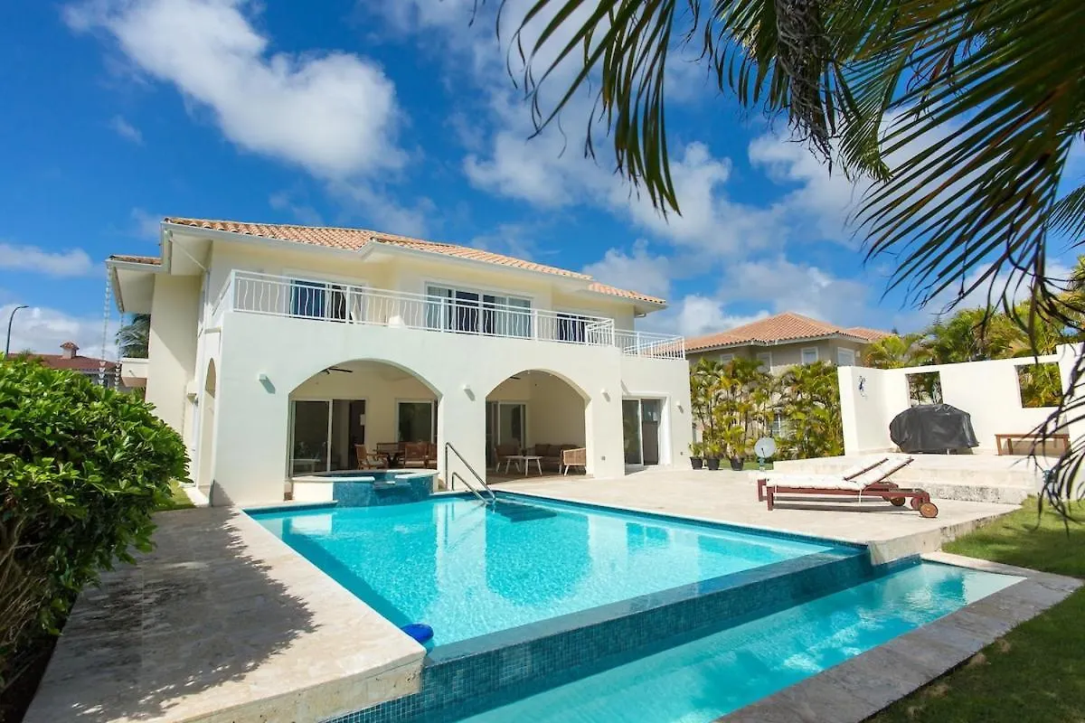 Stunning 4 Bedroom Luxury Villa Punta Cana